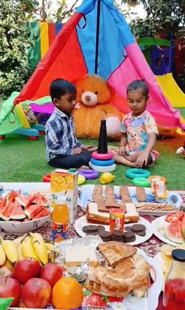 🍉 Picnic Time