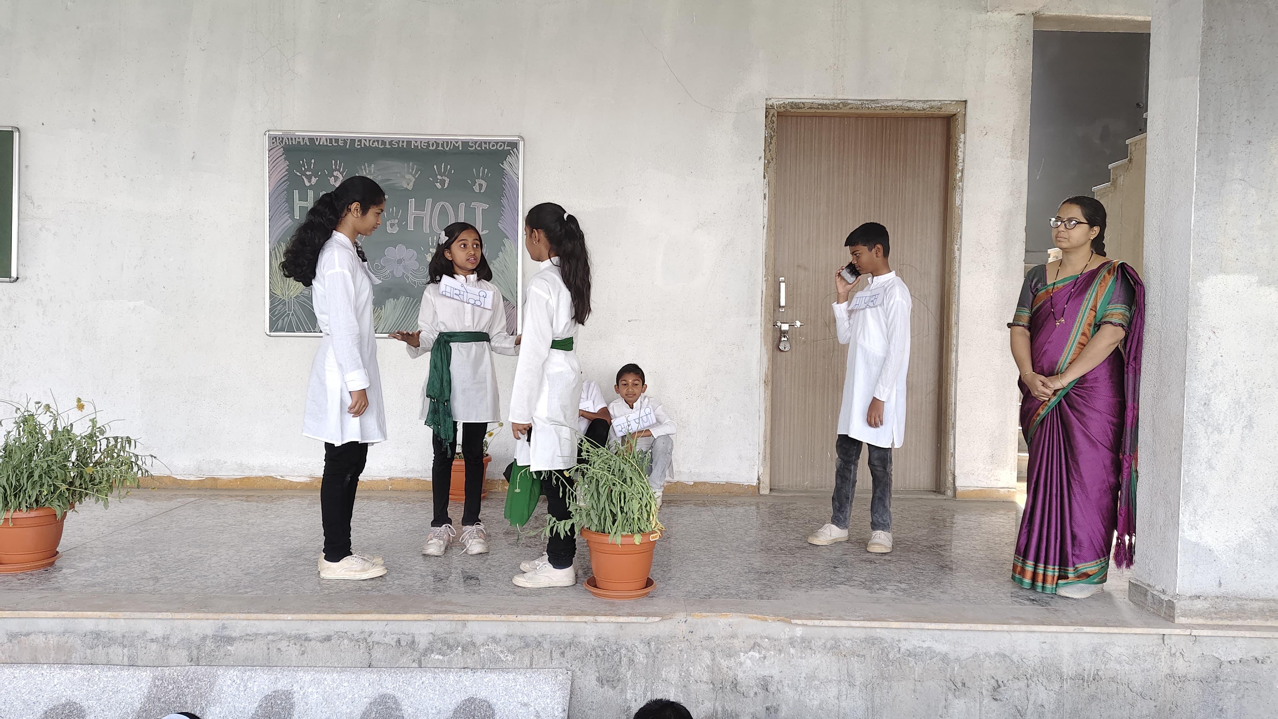 Creative Expression Through Drama